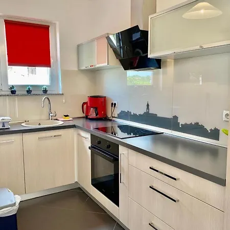 Apartament Janja *