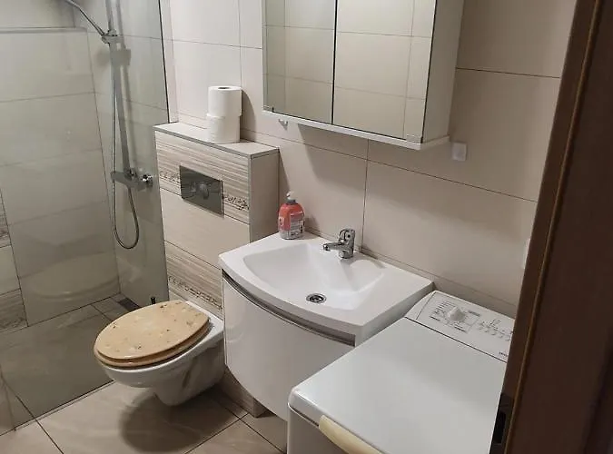 Janja Apartament *